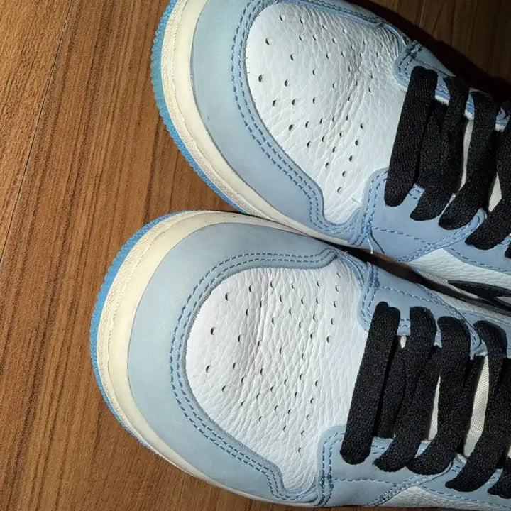 [BUNJANG] Nike Jordan 1 Retro High OG University Blue / 나이키 조던1 레트로 하이 OG 유니버시티 블루
