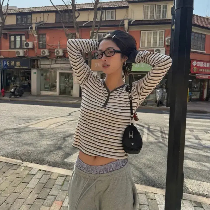 [BUNJANG] AZON Striped Long Sleeve Cropped T-Shirt / 애즈온 긴팔 티셔츠