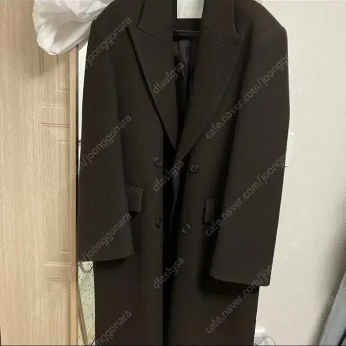 [BUNJANG] Yiyae Double Coat Brown L / Yiyae 코트 브라운 L stu 더블코트 오버핏