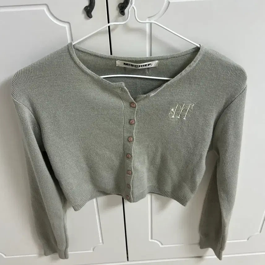 [BUNJANG] Miyeon Mischief Crop Cardigan / 미연 미스치프 크롭 가디건