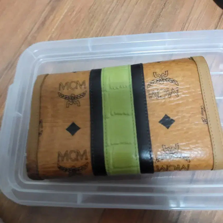 [BUNJANG] MCM Colorblock Bifold Wallet / MCM 반지갑 브라운 블랙 그린 배색