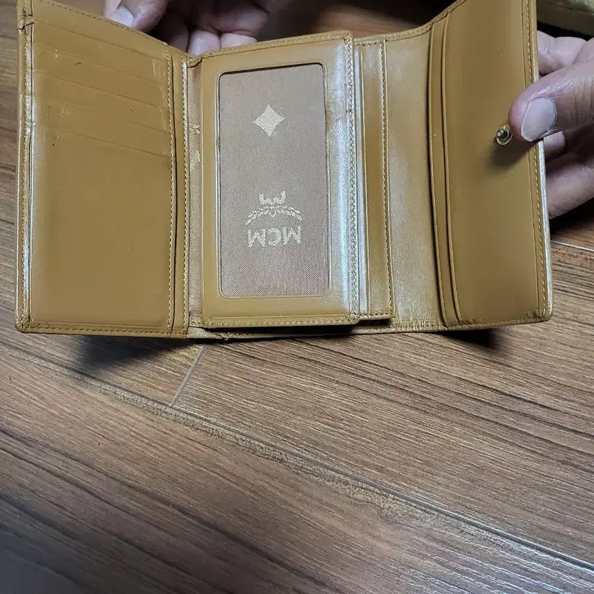 [BUNJANG] MCM Colorblock Bifold Wallet / MCM 반지갑 브라운 블랙 그린 배색