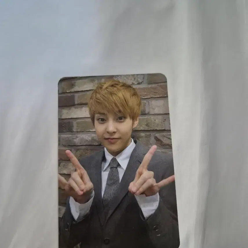 [BUNJANG] EXO Xiumin Keyring + Photocard Set / EXO 시우민 키링 + 포토카드 세트