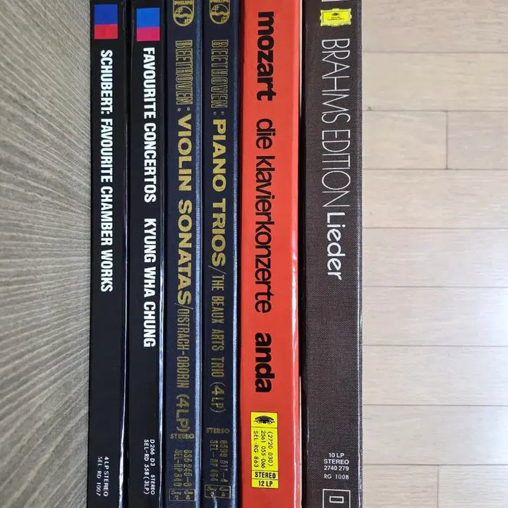 [BUNJANG] Classical Music LP Records Collection (Brahms, Mozart, Beethoven, Schubert, Kyung Wha Chung) / 클래식 LP 레코드 음반 모음 (브람스/모차르트 외)