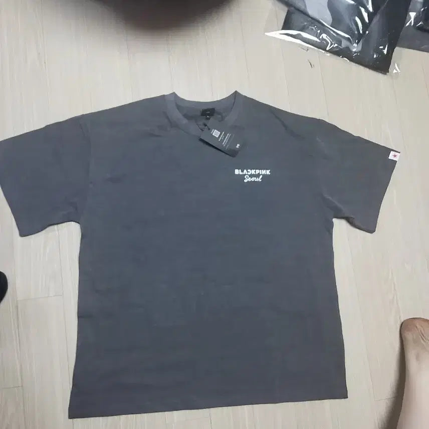 [SOLD OUT] 블랙핑크 서울 티셔츠 Dark Gray