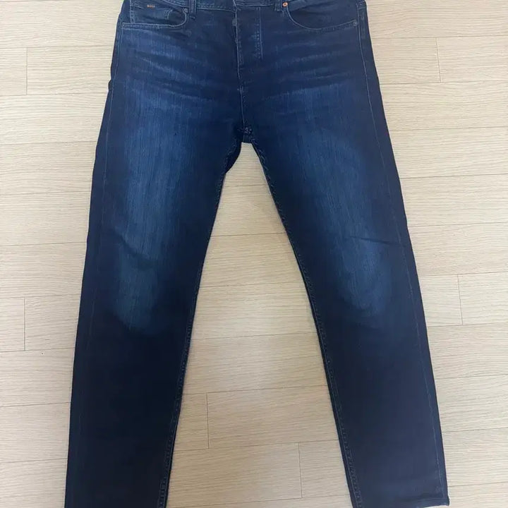 [BUNJANG] BOSS Slim Fit Navy Jeans / BOSS 슬림핏 네이비 청바지(표기34,35정도)