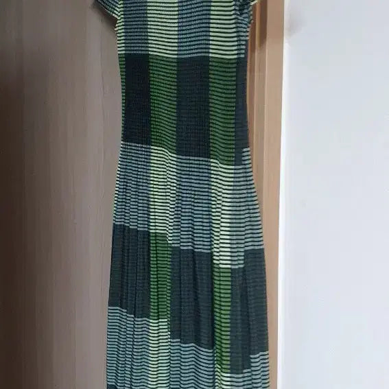 [BUNJANG] Check Pattern Pleated Short Sleeve Dress / 체크 패턴 플리츠 반팔 원피스