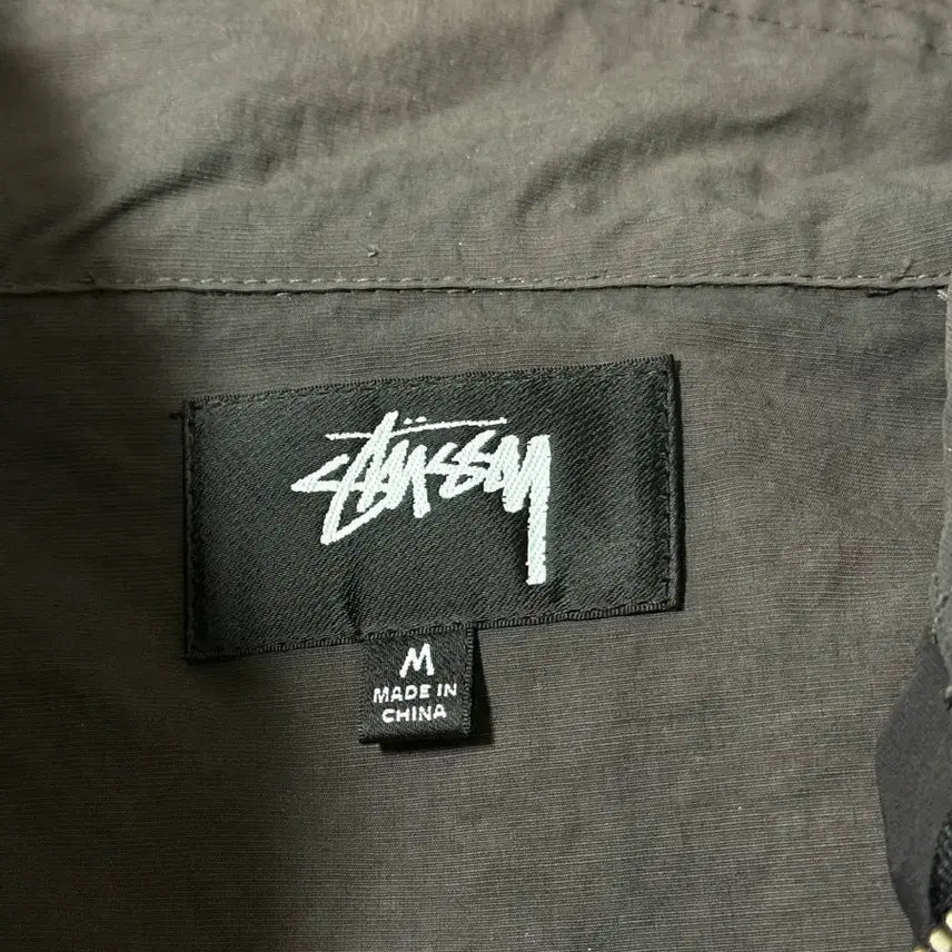 [SOLD OUT] 스투시 웨이브 다이 비치 쉘 자켓 블랙 M