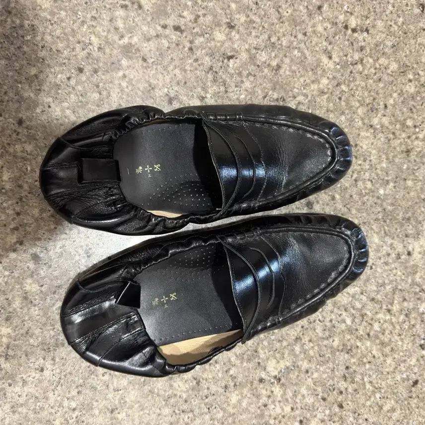 [BUNJANG] Kahala Nuovo 3-Hole Black Loafers 275 / 카하라 누보 3혼 블랙 275 팝니다. (풀박스)
