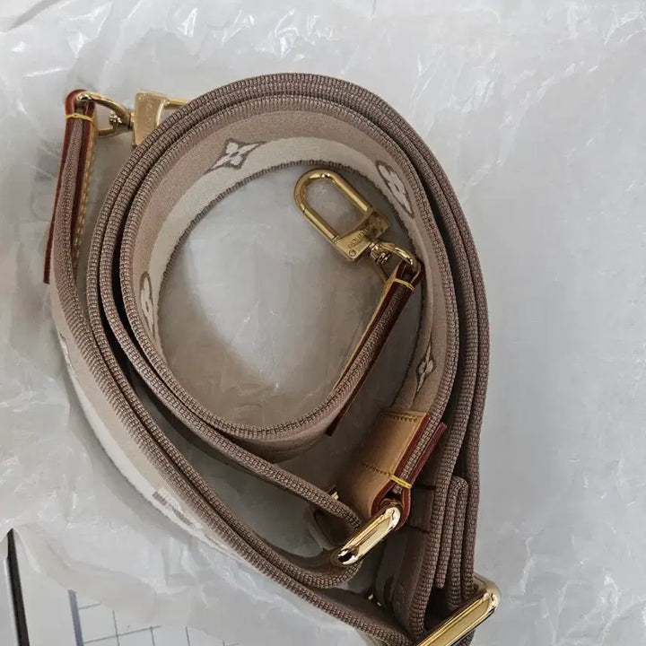 [BUNJANG] Louis Vuitton Bandoulière Strap / 새제품>정품 >루이비통 반둘리에 스트랩 <가격다운없음>