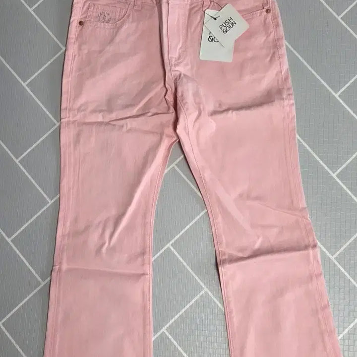 [SOLD OUT] PUSH&amp;GUN 핑크 부츠컷 면바지 새상품