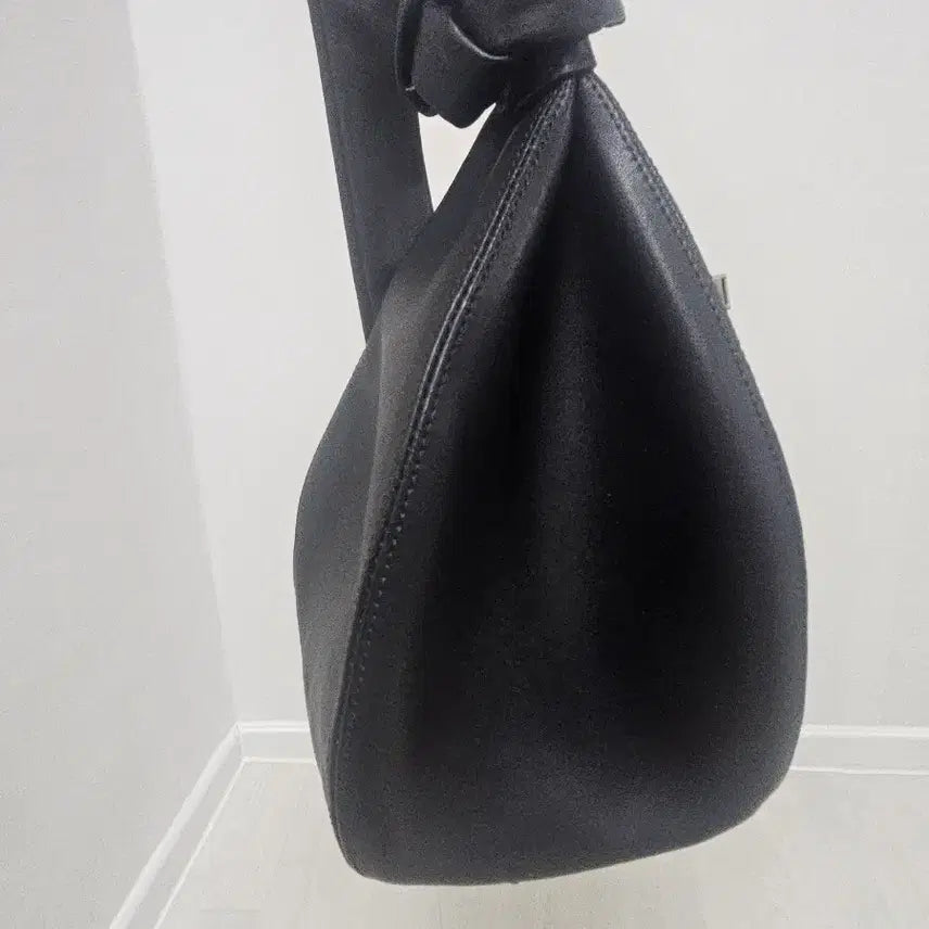 [BUNJANG] Whet Amphora Bag / 휘에트 암포라백