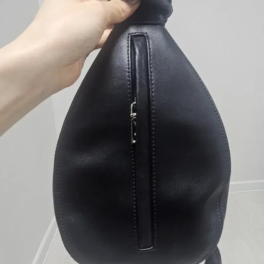 [BUNJANG] Whet Amphora Bag / 휘에트 암포라백