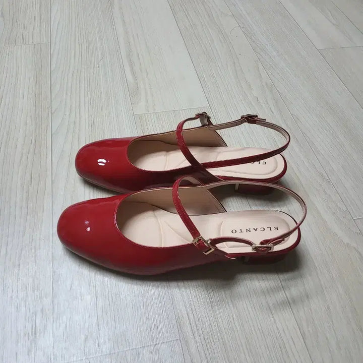 [BUNJANG] Elcanto Red Strap Heels (Size 245) / 엘칸토 스트랩 여 245 * 실착1회