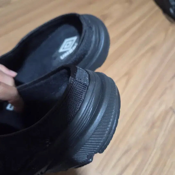 [BUNJANG] Umbro Mule 270 / 엄브로 뮬  270