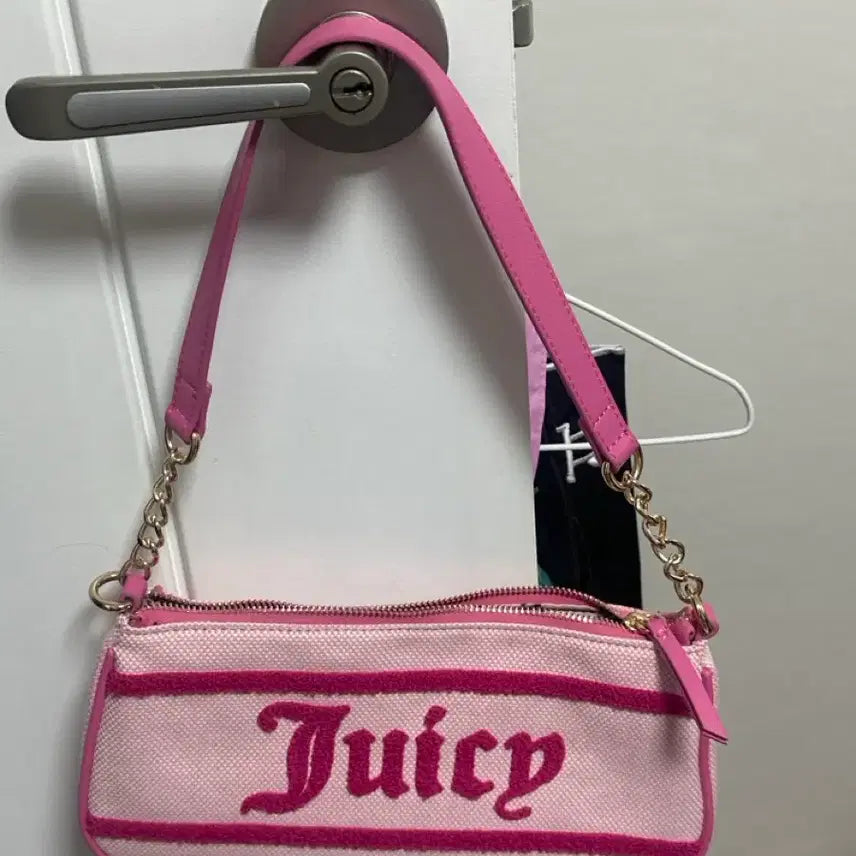 [BUNJANG] Juicy Couture Pink Mini Bag with Round Pouch / 쥬시 꾸뛰르 핑크 미니백+ 원형 파우치