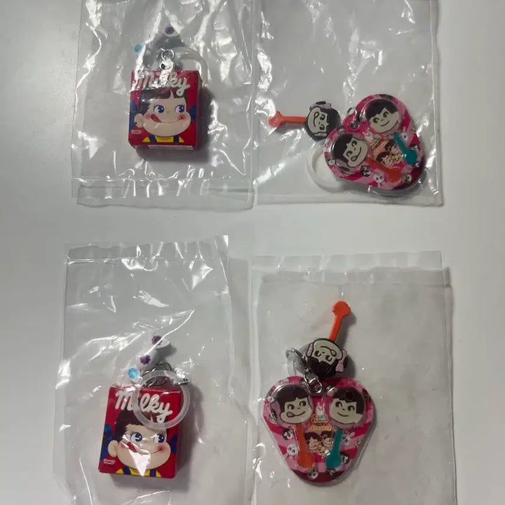 [SOLD OUT] 반다이 페코 &amp; 포코 가챠퐁 키링 페코짱 가챠