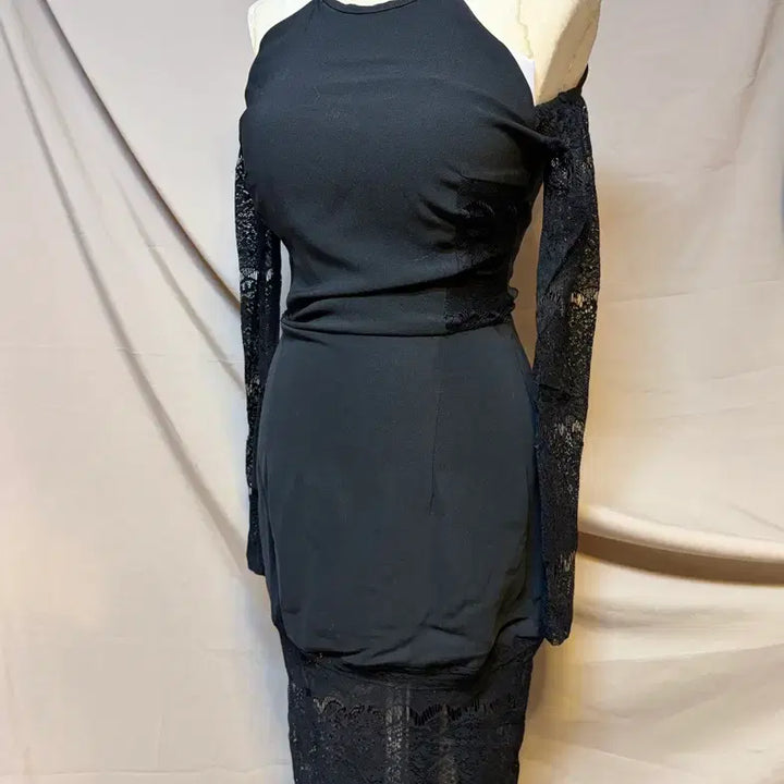 [BUNJANG] Black Lace Long Sleeve Mini Dress - Size S / 블랙 레이스 롱슬리브 미니 원피스S