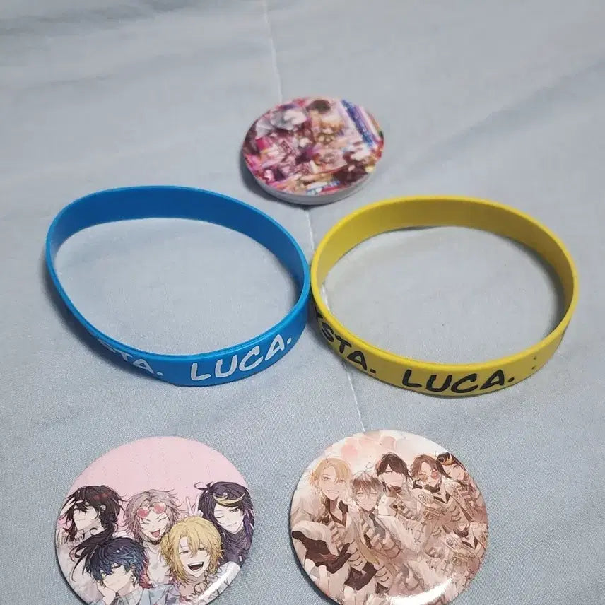 [BUNJANG] Nijisanji Accessories Set (Bracelet, Pin Button, Grip Tok) / 니지산지 굿즈 팔찌/핀버튼/그립톡 세트