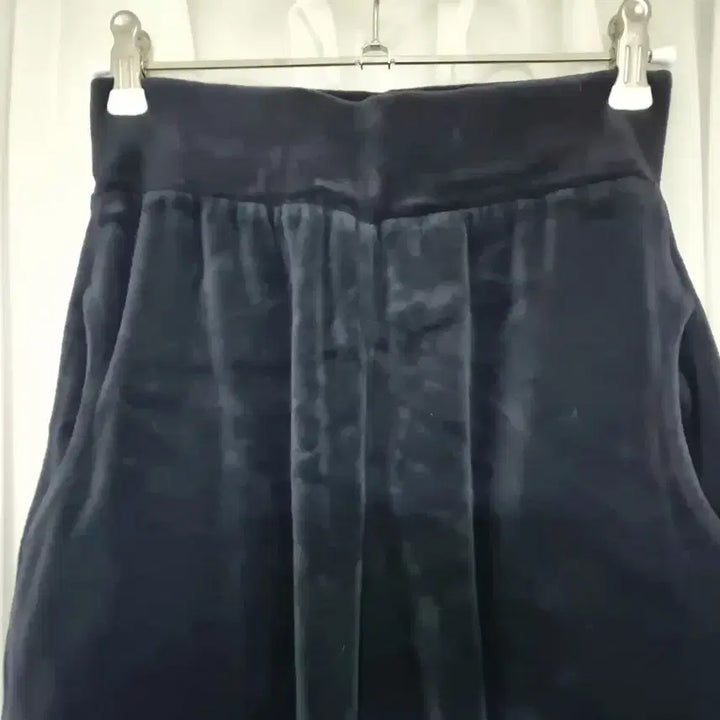 [BUNJANG] Hypnotic Velvet Wide Pants Navy / 히프나틱 벨벳 와이드 역대급 팬츠 네이비