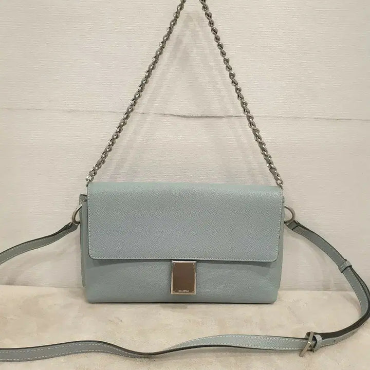 [BUNJANG] Couronne Mint Chain Shoulder Bag Crossbody Bag / 쿠론 민트색 체인 숄더백 크로스백 가방