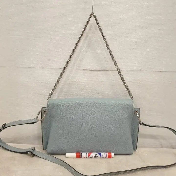 [BUNJANG] Couronne Mint Chain Shoulder Bag Crossbody Bag / 쿠론 민트색 체인 숄더백 크로스백 가방