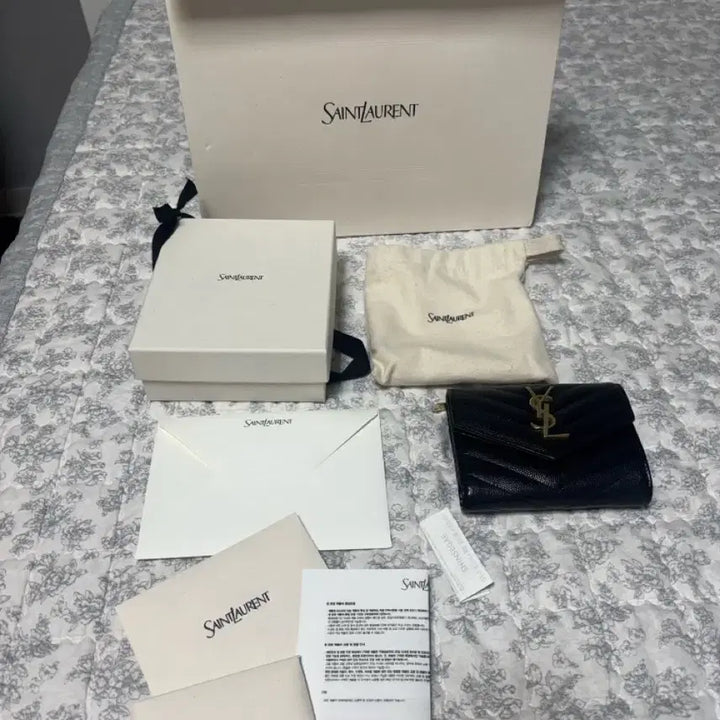 [BUNJANG] Saint Laurent Matelasse Tri-Fold Wallet / 백화점정품,풀박스)생로랑 마틀라세 3단 반지갑
