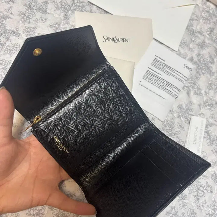 [BUNJANG] Saint Laurent Matelasse Tri-Fold Wallet / 백화점정품,풀박스)생로랑 마틀라세 3단 반지갑