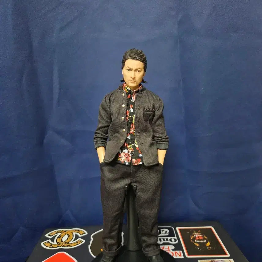 [BUNJANG] Medicom Toy Crows Zero Serizawa Takao Figure / 메디콤토이 크로우즈 제로 백수의왕 세리자와 타마오