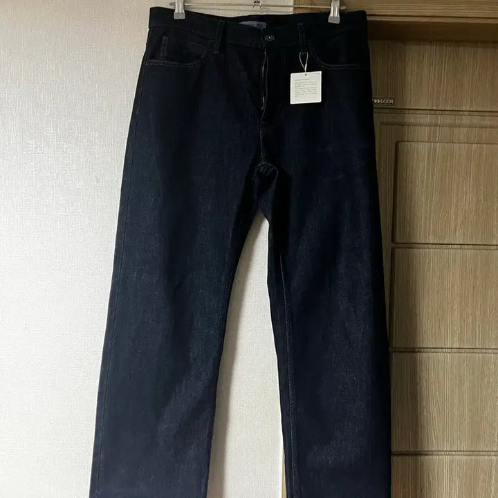 [SOLD OUT] 유니클로 jwa 스트레이트진 33 셀비지