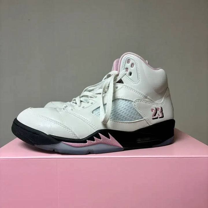 [SOLD OUT] [260]나이키 에어 조던 5 레트로 화이트/핑크