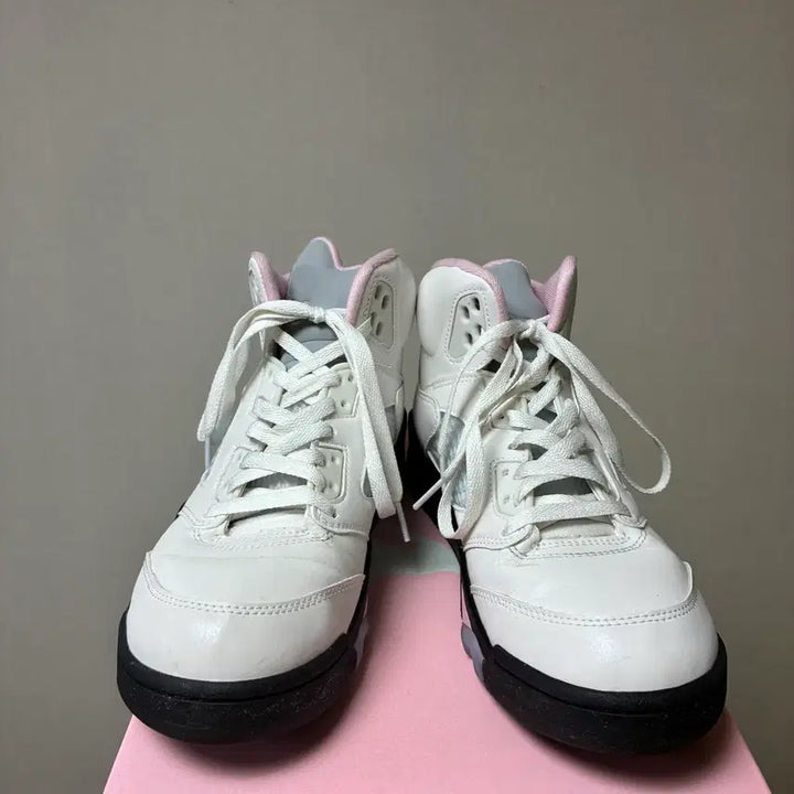 [SOLD OUT] [260]나이키 에어 조던 5 레트로 화이트/핑크