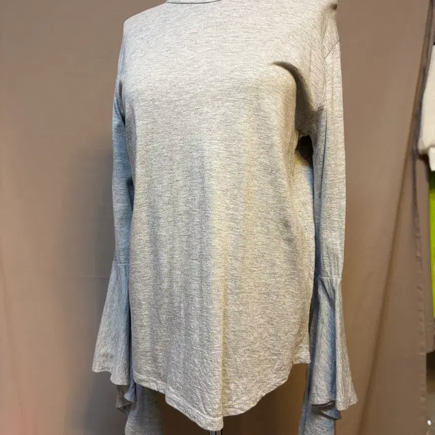 [BUNJANG] Between Gray Flare Sleeve Long Sleeve T-Shirt / 비트윈 그레이 플레어소매 긴팔 티셔츠