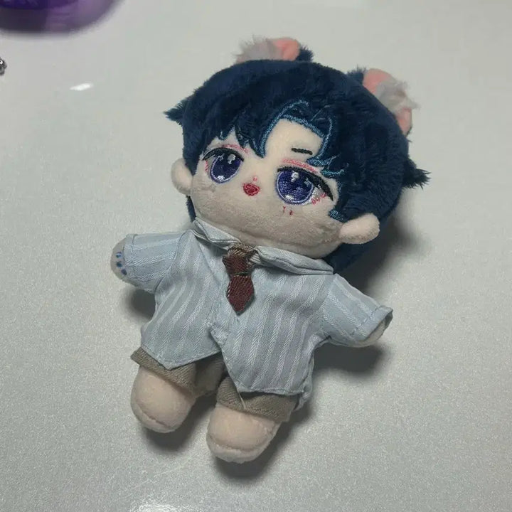 [BUNJANG] Debut or Die Ryu Chungwoo 10cm Doll / 데뷔못하면죽는병걸림 류청우 10cm 솜깅 인형 양도