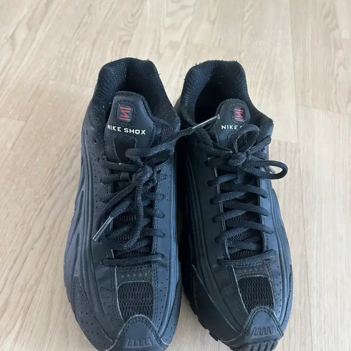 [SOLD OUT] (W) 나이키 샥스 R4 블랙
