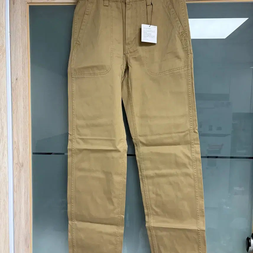 [BUNJANG] Uniqlo JW Anderson Khaki Work Pants / 유니클로 JW앤더슨 카키색 워크팬츠 새상품