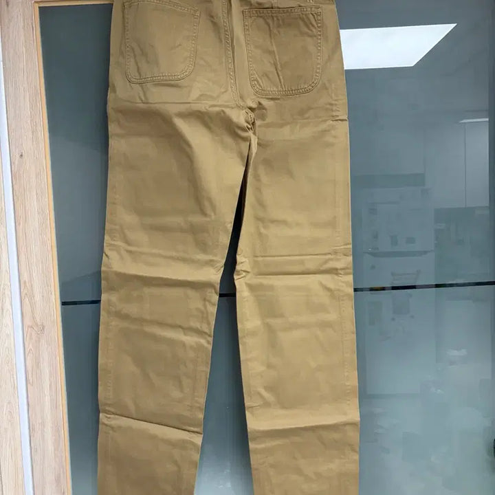 [BUNJANG] Uniqlo JW Anderson Khaki Work Pants / 유니클로 JW앤더슨 카키색 워크팬츠 새상품