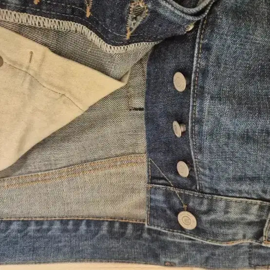 [BUNJANG] Outstanding Raw Selvedge Denim Slim Straight Fit Jeans (Size 30) / 아웃스탠딩 셀비지 데님 30사이즈