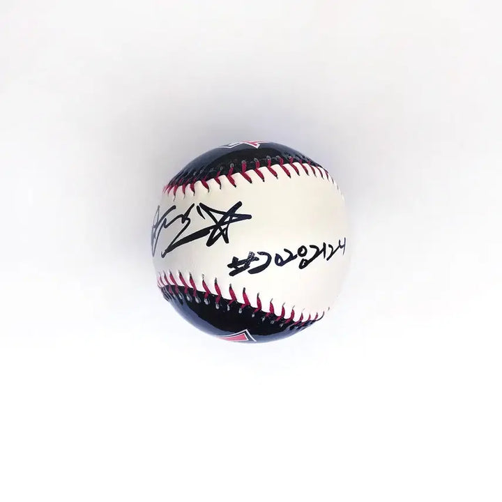 [BUNJANG] Yoon Suk-min Signed Retirement Commemorative Baseball / 윤석민 친필 싸인볼 (은퇴 기념구)