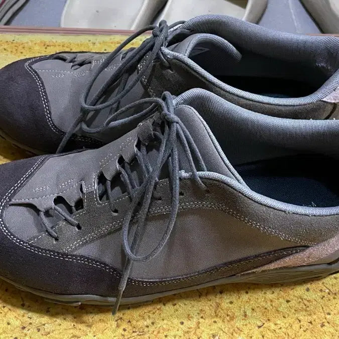 [BUNJANG] Negative Three Sneakers Brown 265 / 네거티브쓰리 스니커즈 브라운 265