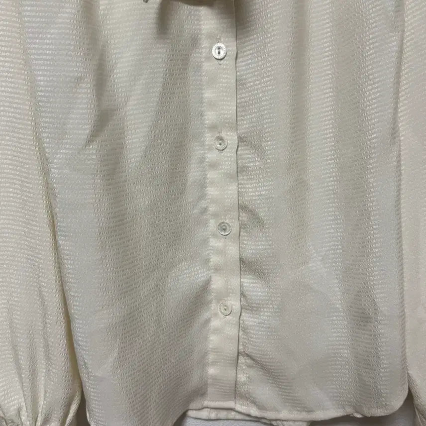 [BUNJANG] Lenina Ribbon Blouse / [Lenina] 르니나 리본 블라우스
