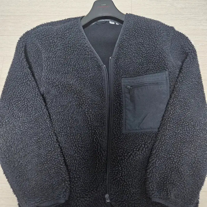 [BUNJANG] Uniqlo Fleece Cardigan (Black, L) / 유니클로 후리스 가디건 L사이즈 블랙