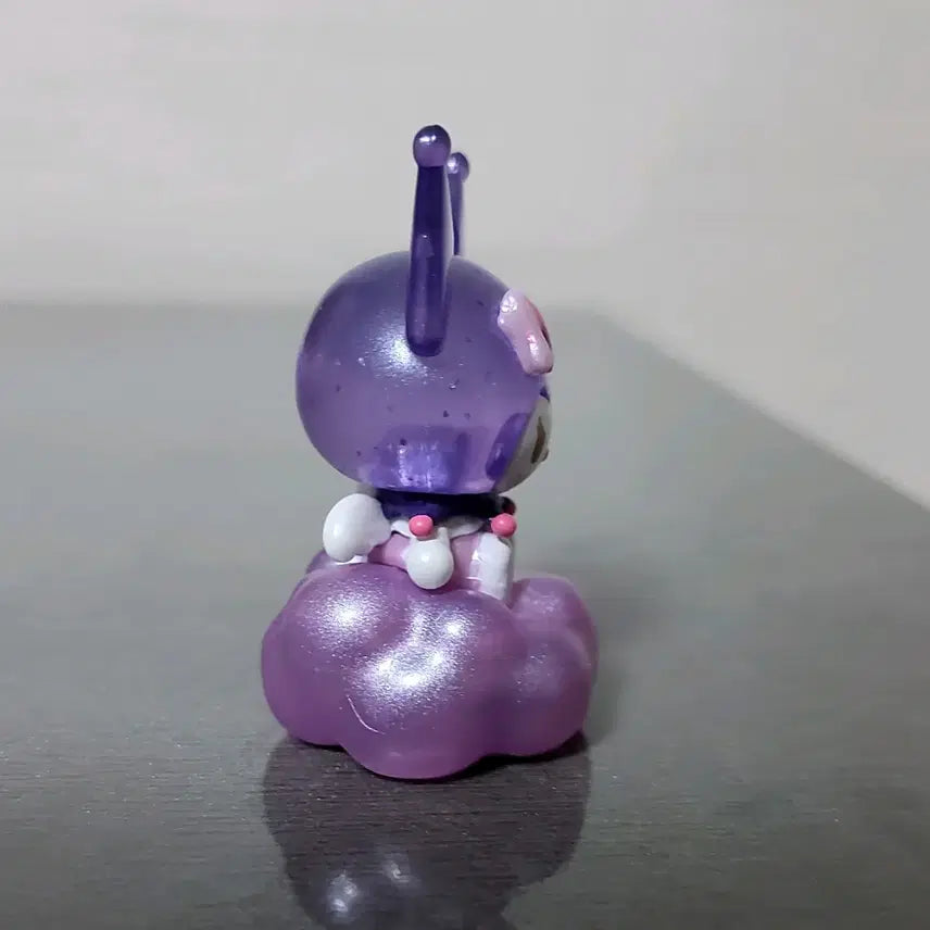 [BUNJANG] Sanrio Kuromi Glitter Cloud Transparent Figure / (5월까지 할인)산리오 쿠로미 반짝 구름 투명 피규어