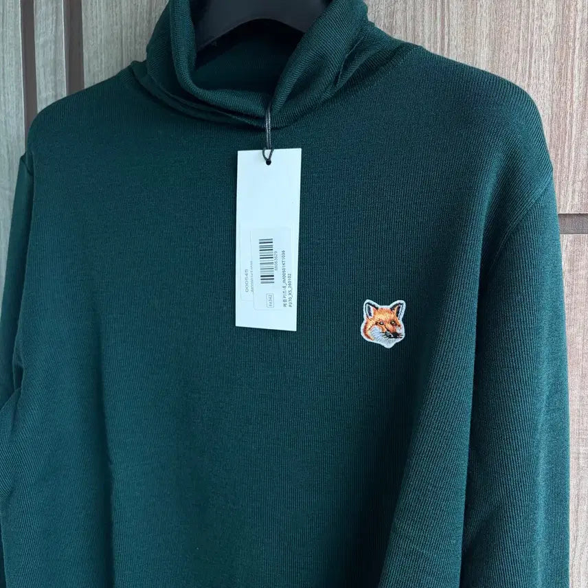 [BUNJANG] Maison Kitsuné Fox Head Patch Wool Turtleneck Knit Green (XS) / 새상품(XS)메종키츠네 폭스 헤드 패치 울 터틀넥 니트 그린