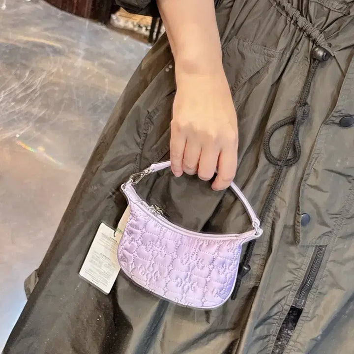 [BUNJANG] GANNI Lilac Satin Quilted Mini Pouch Bag / GANNI 버터플라이 라일락 새틴 퀼팅 미니 파우치백
