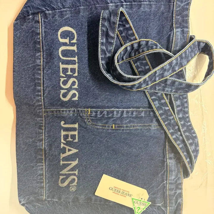 [SOLD OUT] 게스 팝업스토어 현진 데님토트백