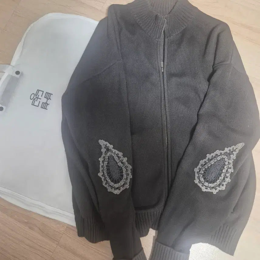 [BUNJANG] Polite Ro Track Knit Zip-up Charcoal Size 4 / 4) 폴리테루 트랙니트집업 차콜 4사이즈