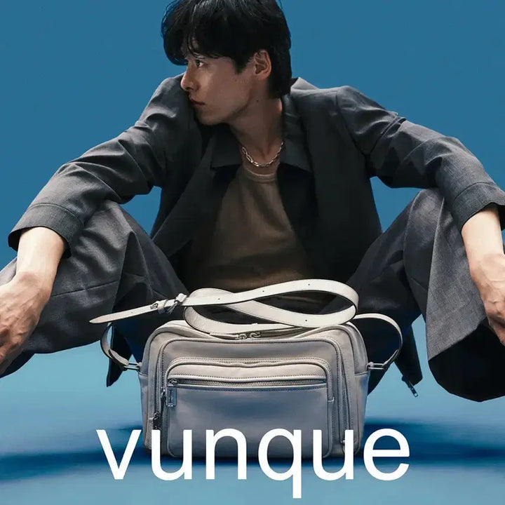 [BUNJANG] Vunque Perfect Multi Pocket Cross Medium Bag Black / 분크 퍼펙 멀티 포켓 크로스 미듐 블랙
