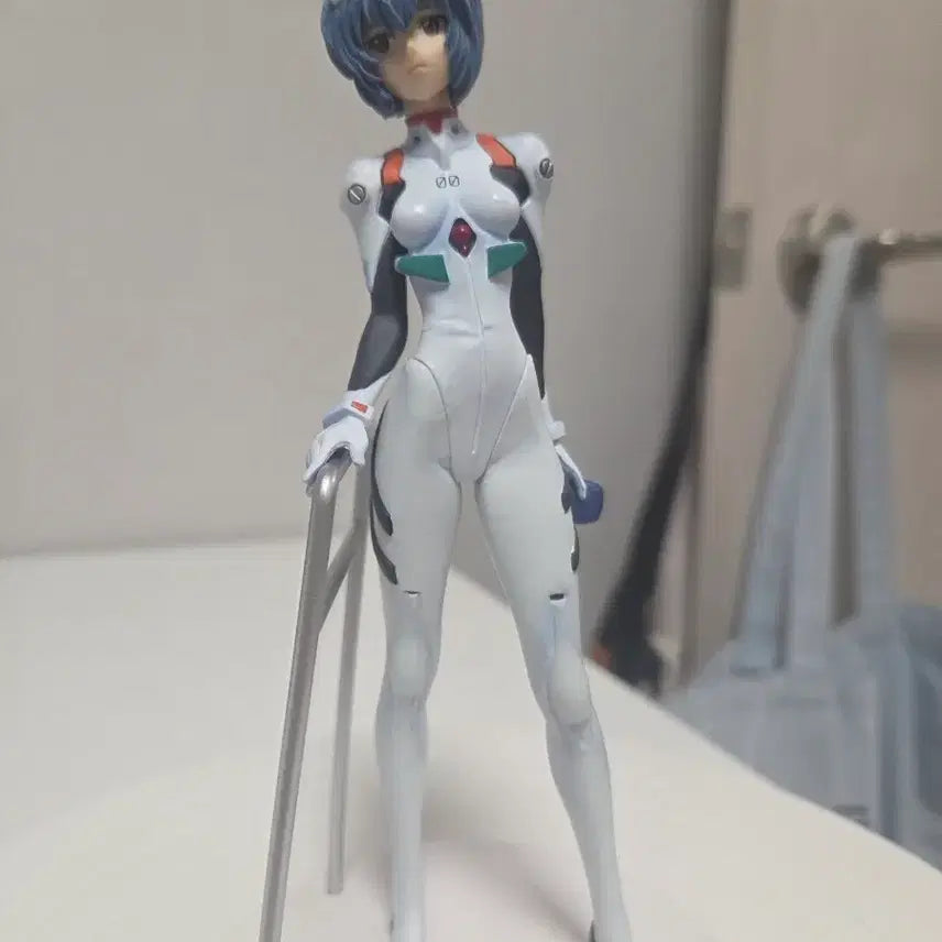 [BUNJANG] Evangelion Ayanami Rei Figure (Rare, No Box) / 에반게리온 아야나미 레이 피규어(레어,노박스)