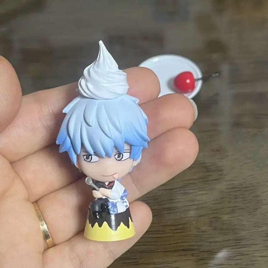 [BUNJANG] Gintama Gintoki Pudding Mini Figure / 은혼 긴토키 푸딩 미니 피규어